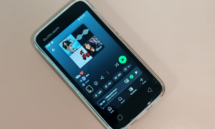 Digital-Music-Player-Birthday-Gift-for-Girlfriend